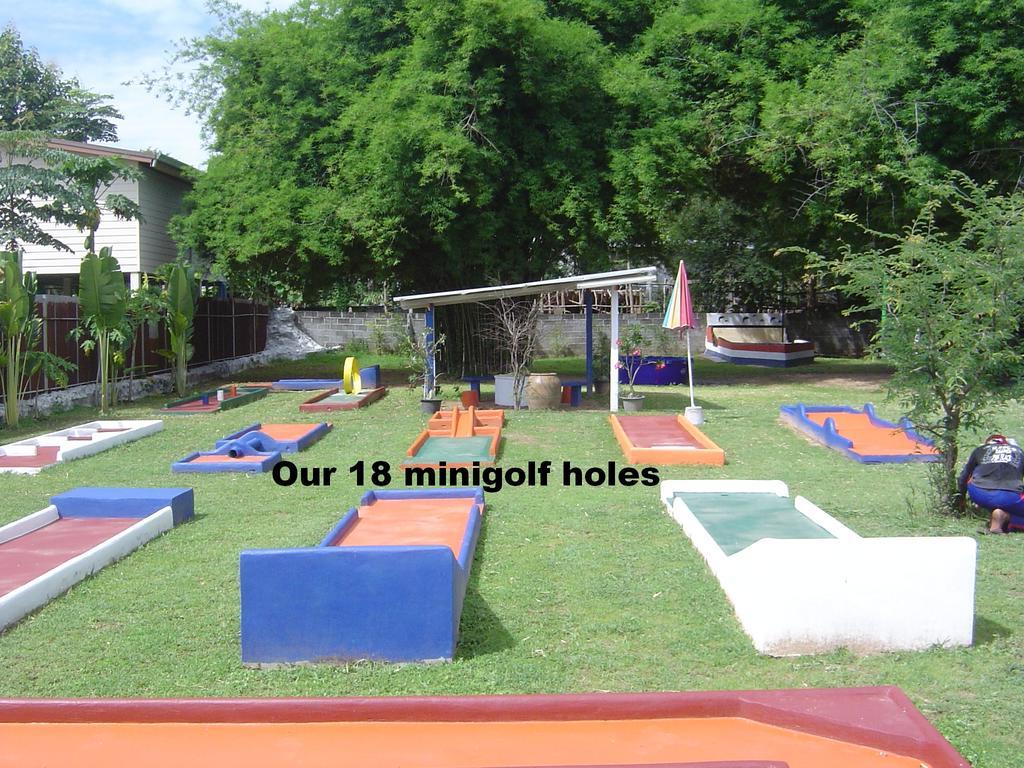 Mini-Golf **** & Resort Ubon Ratchathani Exteriér fotografie